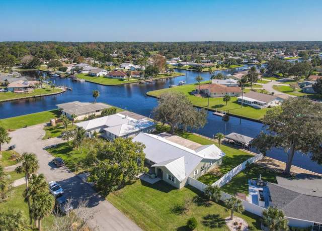 Property at 3 Ferguson Ct, Palm Coast, FL 32137, 3 beds, 2 baths