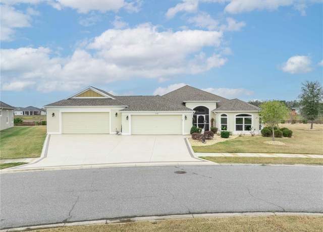 Property at 11189 Roz Way, Oxford, FL 34484, 3 beds, 2.5 baths