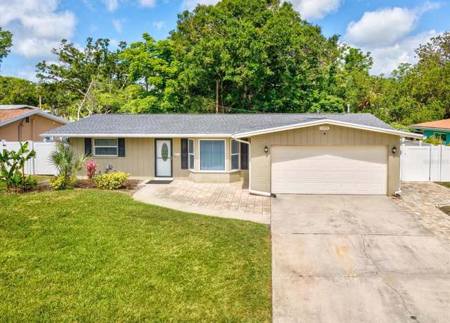Property at 1390 S Hillcrest Ave, Clearwater, FL 33756, 3 beds, 2 baths