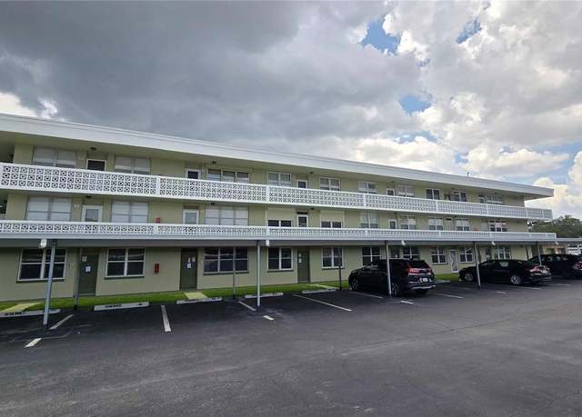 Property at 4890 Bay St NE #228, St Petersburg, FL 33703, 2 beds, 1.5 baths
