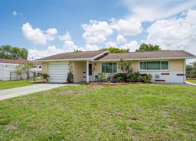 Property at 10600 Oleander Dr, Port Richey, FL 34668, 3 beds, 2 baths