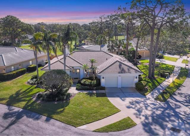 Property at 2960 Sandringham Pl, Sarasota, FL 34235, 3 beds, 2 baths