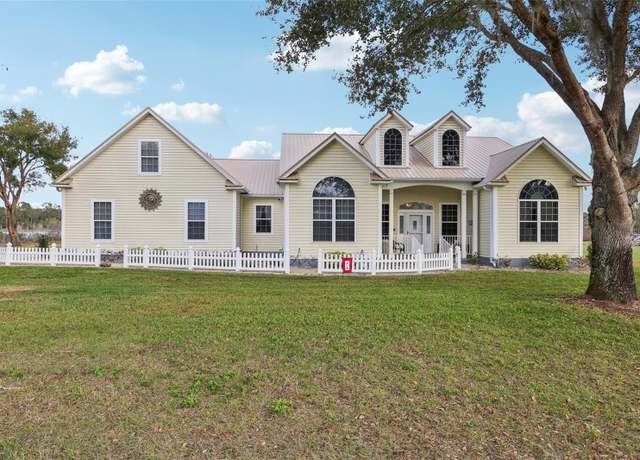 Property at 13718 County Road 450, Umatilla, FL 32784, 3 beds, 2.5 baths