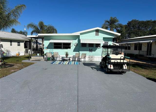 Property at 32 Royal Coachman St, Lake Wales, FL 33898, 2 beds, 1 bath