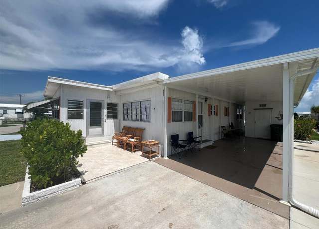 Property at 553 Fleetwood St, North Port, FL 34287, 2 beds, 2 baths