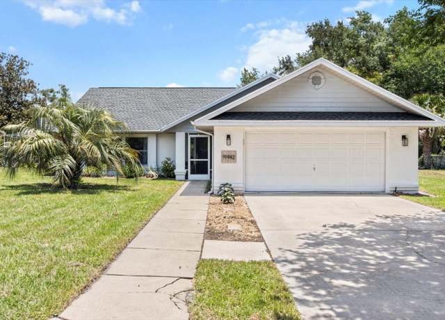 Property at 19942 SW 96th Pl, Dunnellon, FL 34432, 3 beds, 2.5 baths