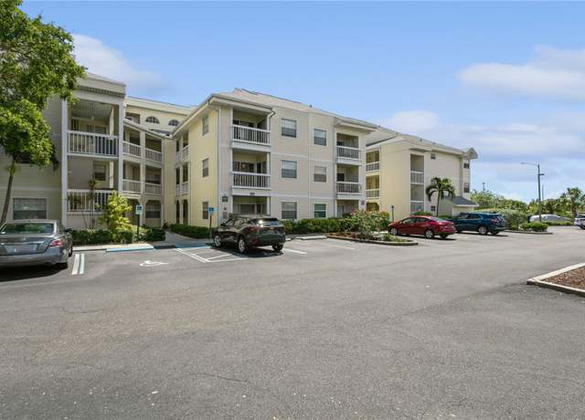 Property at 6931 Stones Throw Cir N #5106, St Petersburg, FL 33710, 2 beds, 1.5 baths
