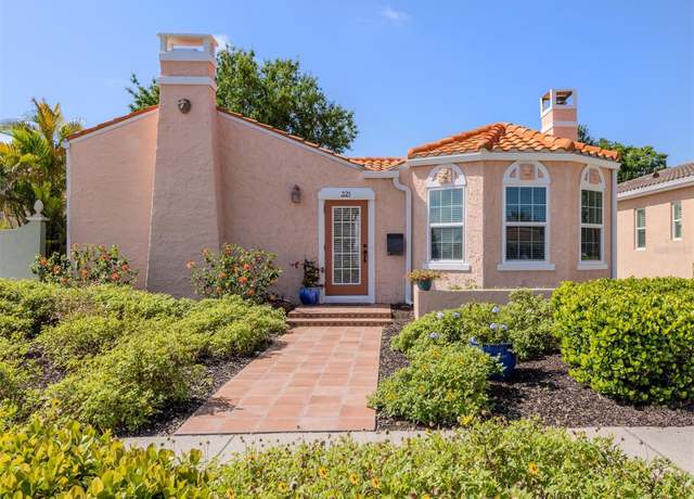 Property at 321 Pedro St, Venice, FL 34285, 4 beds, 3 baths