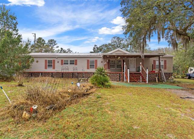 Property at 17503 Thomas Blvd, Hudson, FL 34667, 4 beds, 3 baths