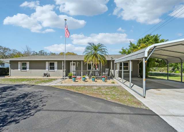 Property at 1518 49th St E, Palmetto, FL 34221, 4 beds, 2 baths