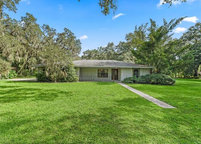 Property at 722 CR 312, Bushnell, FL 33513, 4 beds, 3 baths