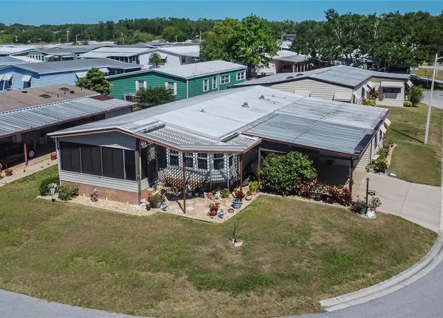 Property at 4910 Loch Ness Dr, Lakeland, FL 33810, 2 beds, 2 baths