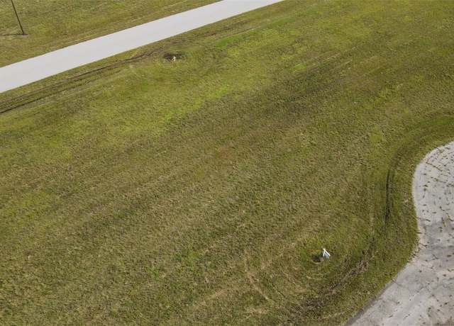 Property at 6 Hummingbird Dr, Placida, FL 33947