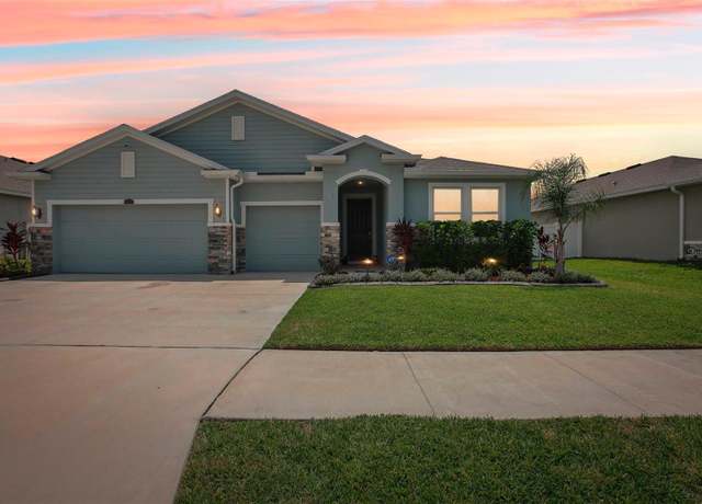 Property at 7323 Steer Blade Dr, Zephyrhills, FL 33541, 4 beds, 3.5 baths
