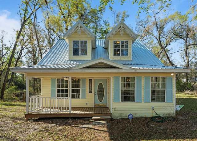 Property at 892 NE Candy Ln, Mayo, FL 32066, 3 beds, 2 baths