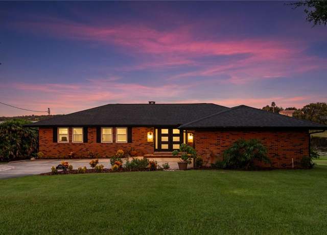 Property at 13120 Shore Dr, Winter Garden, FL 34787, 4 beds, 3 baths