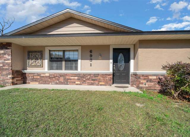 Property at 6931 SE 54th St, Ocala, FL 34472, 3 beds, 3 baths