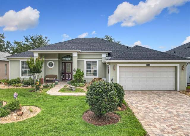 Property at 25222 Laurel Valley Rd, Leesburg, FL 34748, 2 beds, 2.5 baths