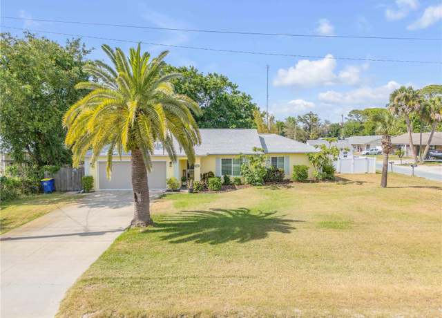 Property at 995 16th St, Edgewater, FL 32132, 3 beds, 2 baths
