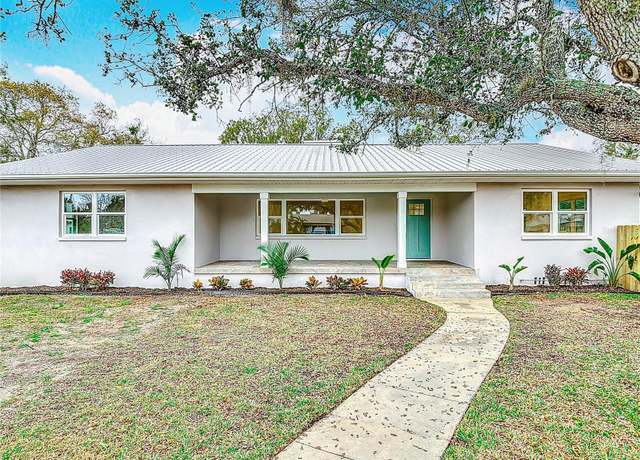 Property at 1510 Live Oak St, New Smyrna Beach, FL 32168, 3 beds, 3.5 baths