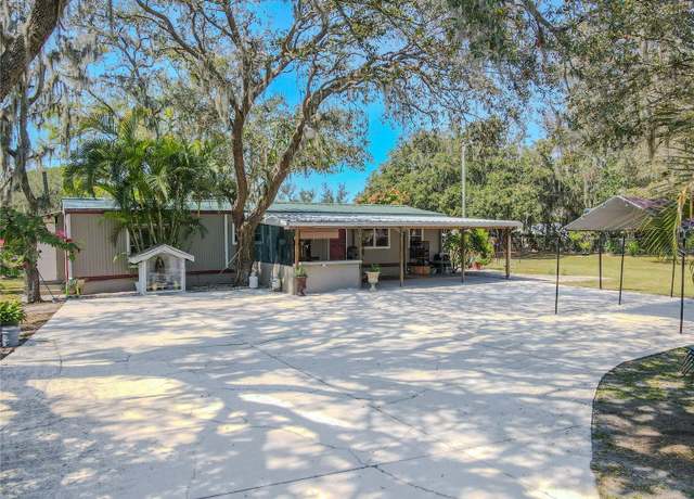 Property at 12303 Greenland Dr, Riverview, FL 33579, 3 beds, 2 baths