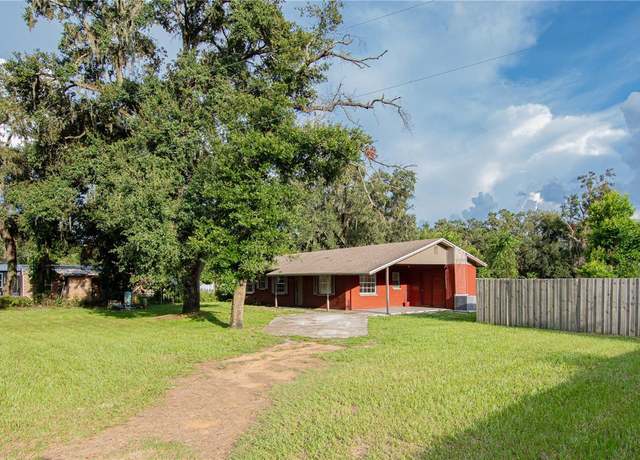 Property at 7040 Glory Rd, Zephyrhills, FL 33540, 4 beds, 1.5 baths