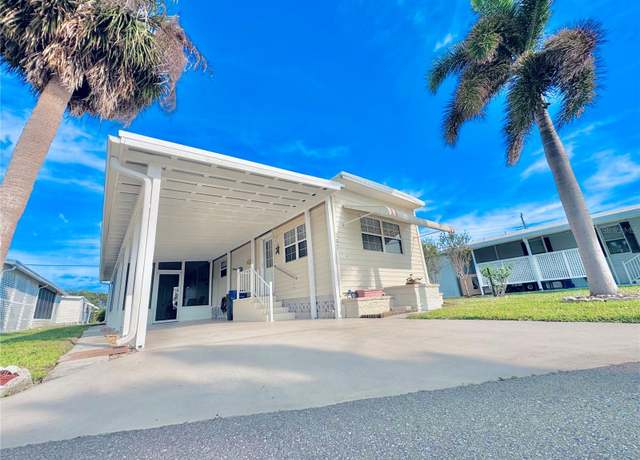 Property at 207 Blackburn Blvd, North Port, FL 34287, 2 beds, 1.5 baths