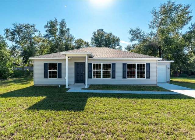 Property at 46 Malauka Dr, Ocklawaha, FL 32179, 3 beds, 2 baths