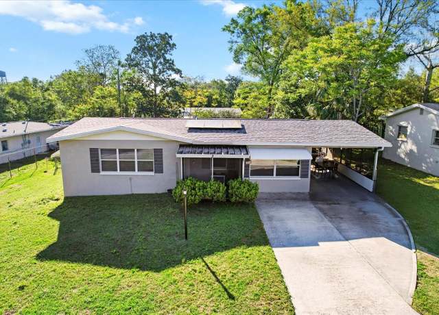 Property at 3 S Washington St, Beverly Hills, FL 34465, 3 beds, 1 bath