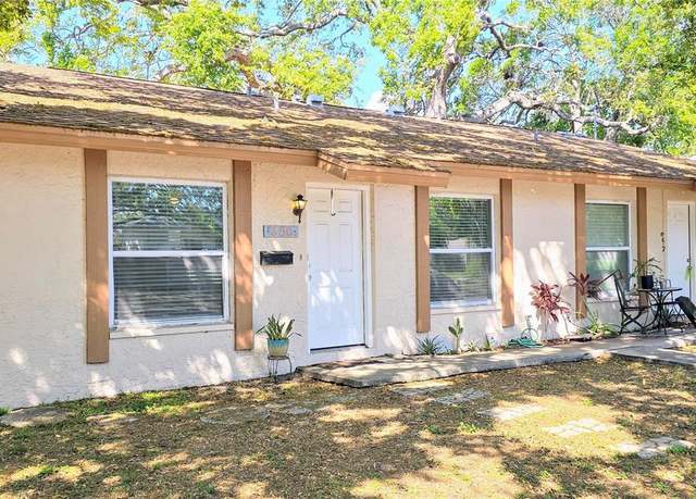Property at 652 37th St N, St Petersburg, FL 33713, 4 beds, 2 baths