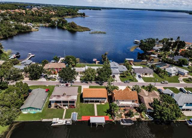 Property at 53 Freshwater Dr, Palm Harbor, FL 34684, 3 beds, 2.5 baths