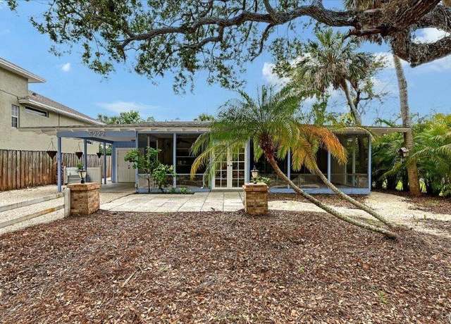 Property at 5222 Winding Way, Sarasota, FL 34242, 2 beds, 2 baths