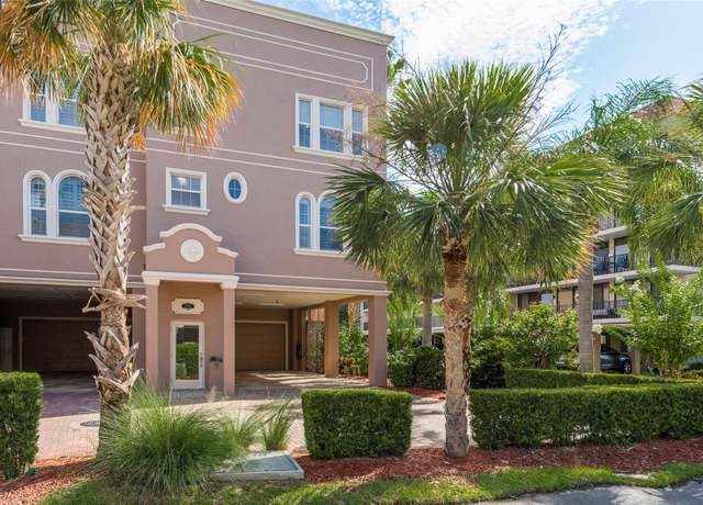 Property at 600 Reserve Ln, Dunedin, FL 34698, 4 beds, 3 baths