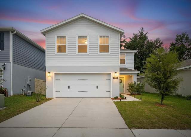 Property at 35021 Jomar Ave, Zephyrhills, FL 33541, 4 beds, 2.5 baths