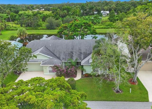 Property at 6016 Ferndell St, Bradenton, FL 34203, 3 beds, 2 baths