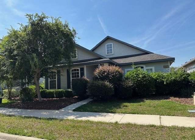 Property at 8653 SW 76th Pl, Gainesville, FL 32608, 3 beds, 2 baths