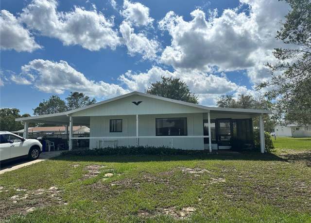 Property at 10080 SW 97th Ct, Ocala, FL 34481, 2 beds, 2 baths