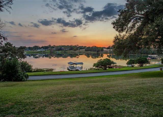 Property at 2422 Topping Pl, Eustis, FL 32726, 4 beds, 3 baths