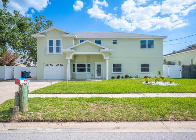 Property at 8704 Bay Crest Ln, Tampa, FL 33615, 7 beds, 6 baths