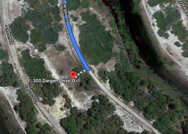 Property at 300 Dargen Dr, Lake Placid, FL 33852