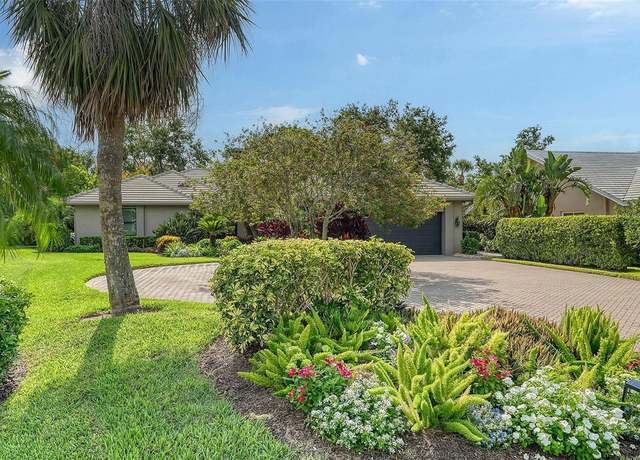 Property at 4761 Pine Harrier Dr, Sarasota, FL 34231, 3 beds, 3 baths