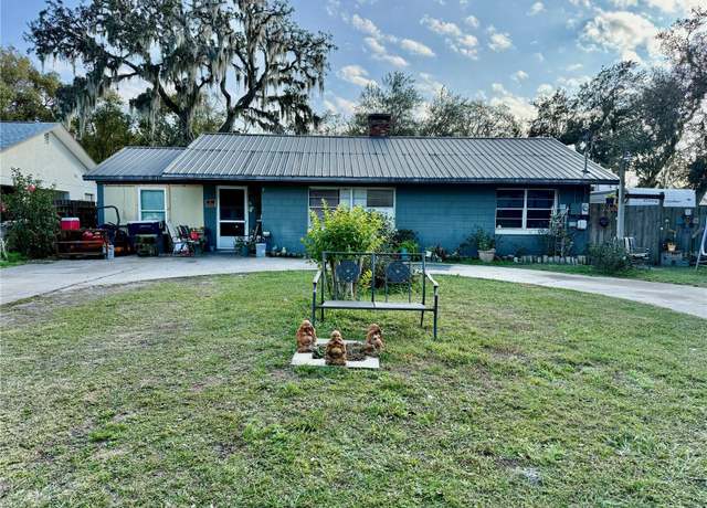 Property at 16100 3rd St, Umatilla, FL 32784, 3 beds, 1 bath