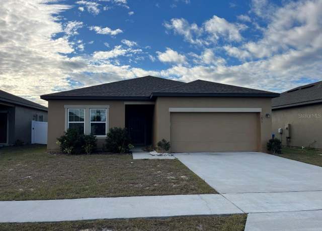 Property at 1075 Aerides Way, Davenport, FL 33837, 4 beds, 2 baths