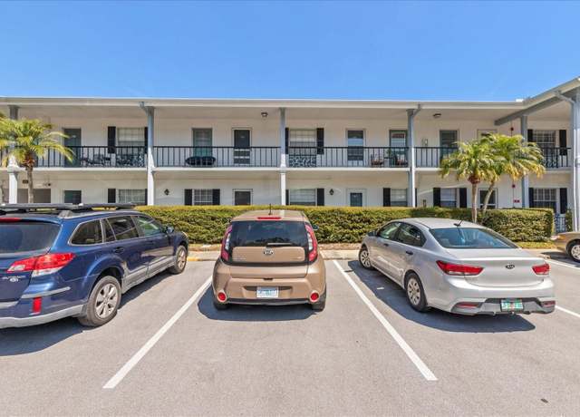 Property at 100 Glennes Ln #207, Dunedin, FL 34698, 1 bed, 1 bath
