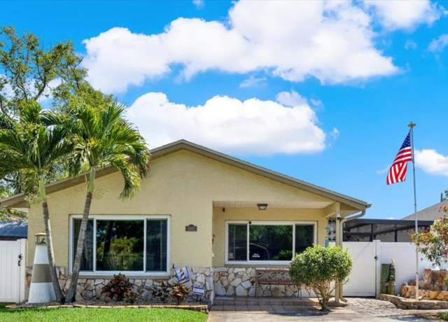 Property at 3060 55th Ave N, St Petersburg, FL 33714, 3 beds, 2 baths