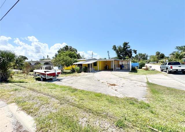 Property at 616 63rd Ave W, Bradenton, FL 34207, 3 beds, 2 baths