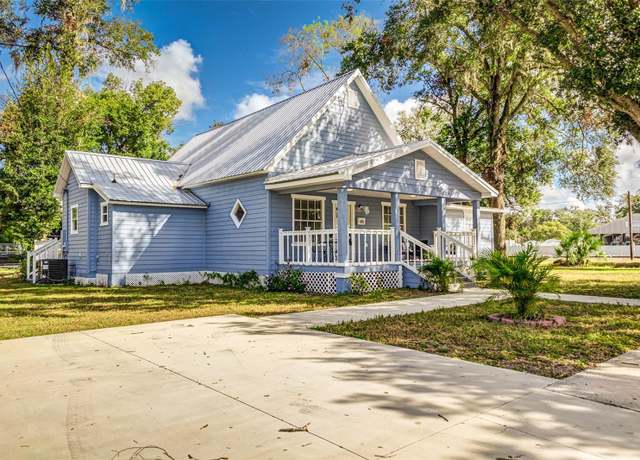 Property at 106 E Calhoun St, Plant City, FL 33563, 5 beds, 3 baths