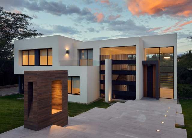 Property at 77 Avonwood, Tampa, FL 33625, 4 beds, 3.5 baths