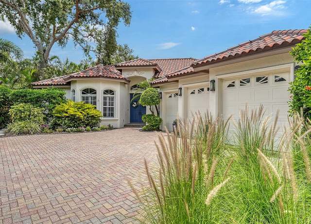 Property at 1864 Goldenrod St, Sarasota, FL 34239, 4 beds, 3 baths