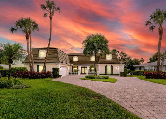 Property at 224 Harbor View Ln, Largo, FL 33770, 6 beds, 5 baths